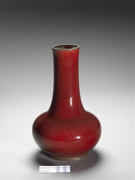 寶石紅釉瓶