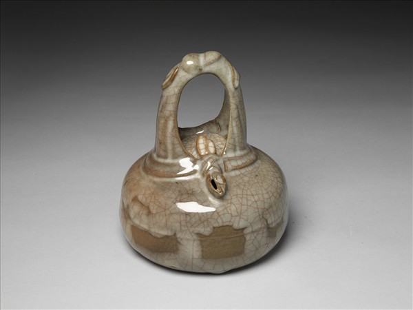 灰青釉荸薺式提梁壺