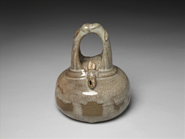 灰青釉荸薺式提梁壺