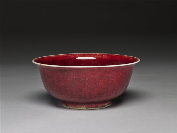 寶石紅釉碗