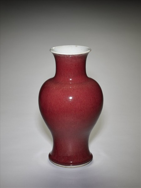 寶石紅釉瓶