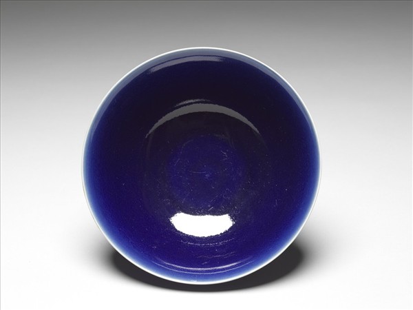 霽青釉雙龍紋碗