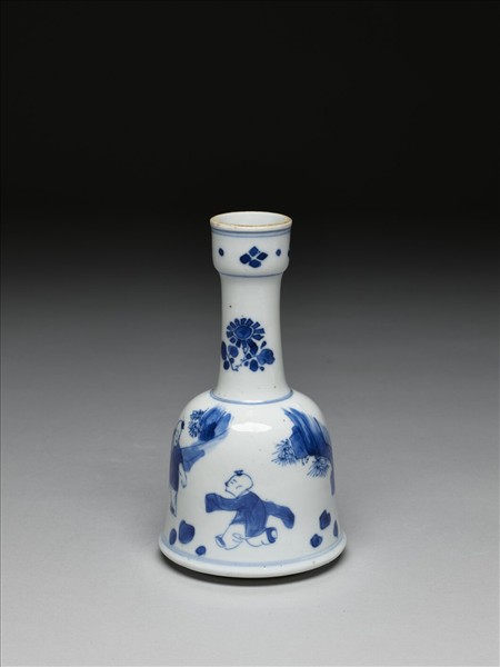 青花嬰戲圖瓶