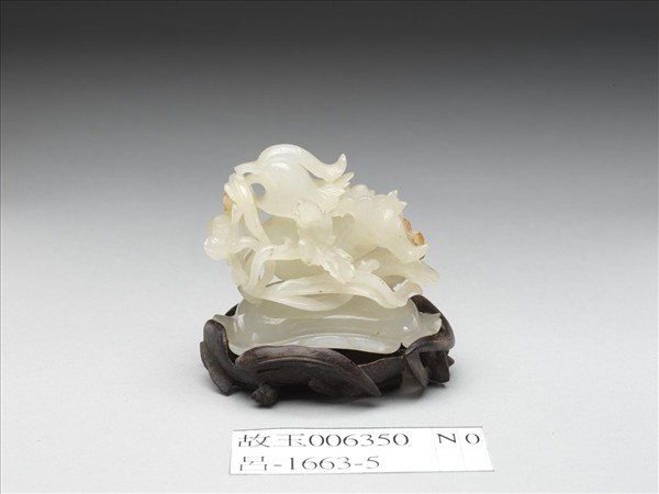 鴛鴦荷葉紋玉頂