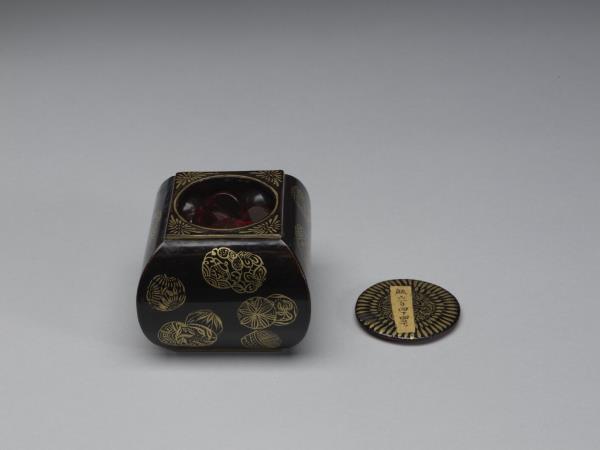 紅色玻璃圍棋子