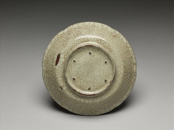 哥窯 青瓷葵口碟