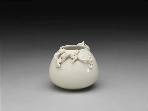 白瓷雙螭紋水盂