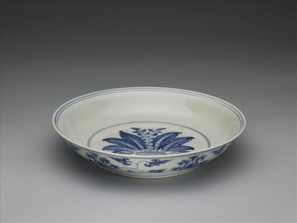 青花番蓮紋盤