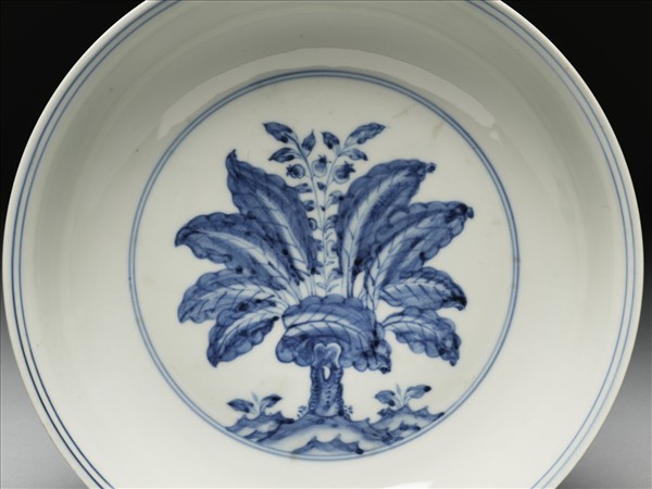 青花番蓮紋盤