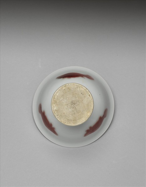 釉裡紅三魚紋高足杯