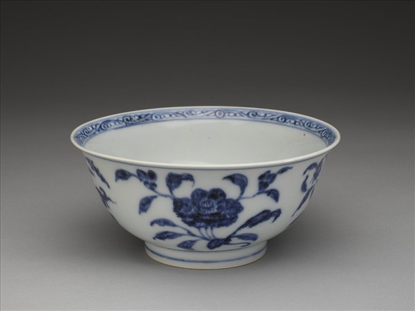 青花花果紋碗