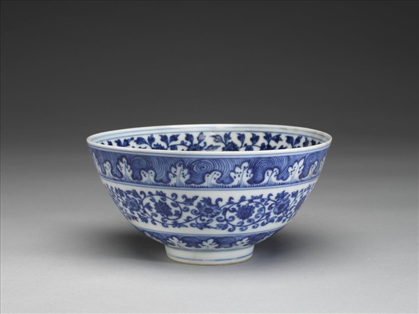 青花花卉紋碗