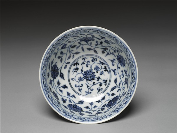 青花四季花卉紋碗