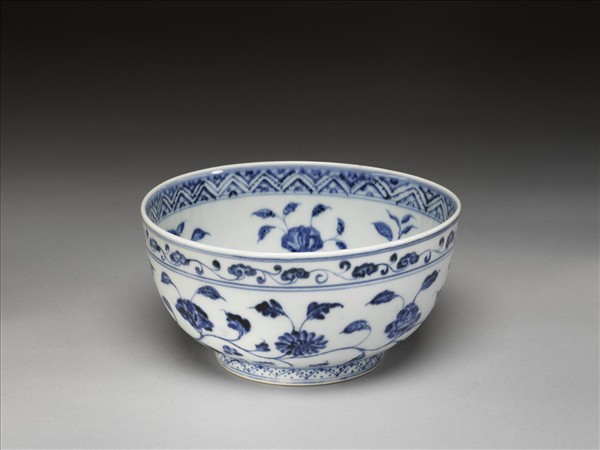 青花花卉紋碗