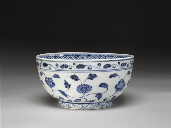青花花卉紋碗