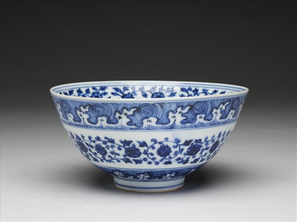青花花卉紋碗