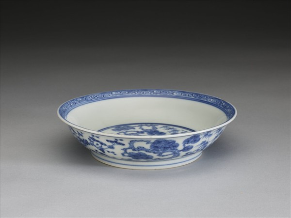 青花歲寒三友圖盤