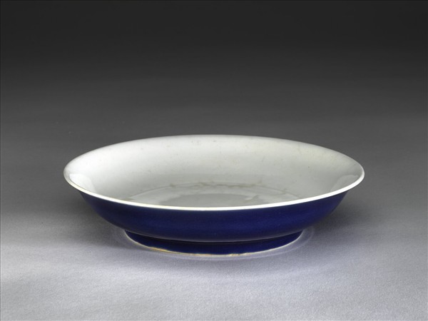 霽青釉白裡盤