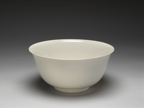 甜白釉碗