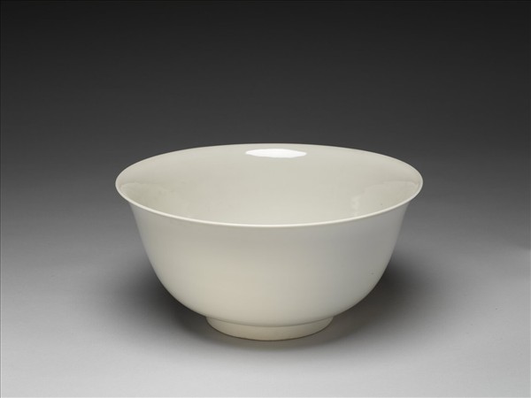 甜白釉碗