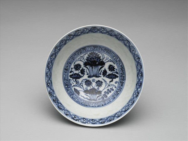 青花描金蓮塘紋碗