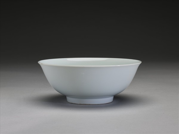 甜白釉碗
