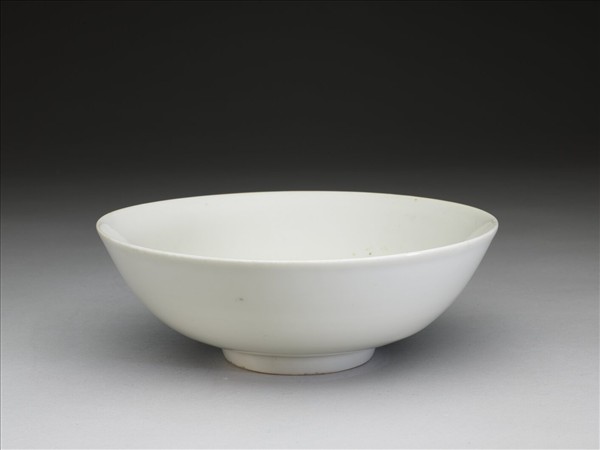 白釉碗