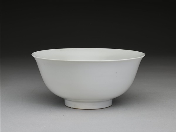 甜白釉碗