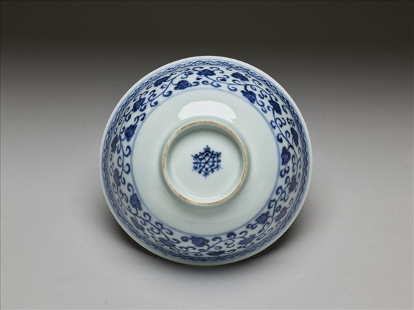 青花蓮塘紋碗
