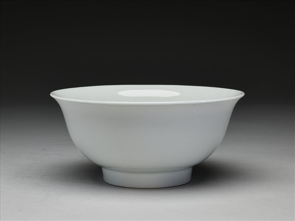 甜白釉碗