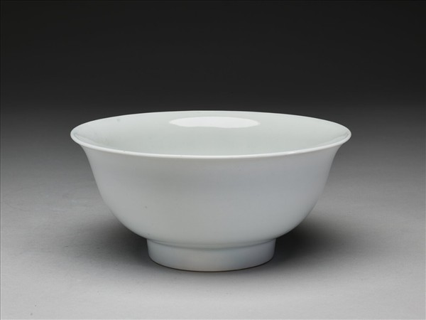 甜白釉碗