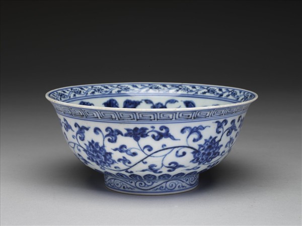 青花四季花卉紋碗