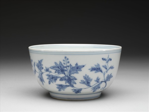 青花折枝花卉紋碗