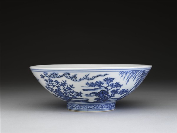 青花海棠詩意圖碗