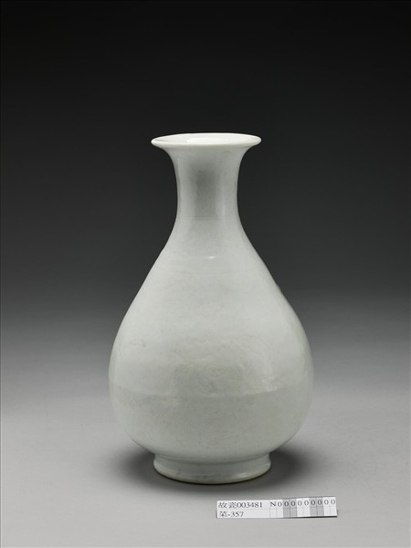 甜白暗花花鳥紋玉壺春瓶