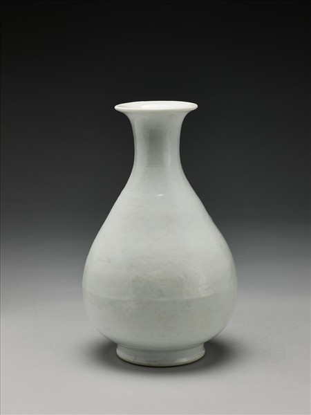 甜白暗花花鳥紋玉壺春瓶