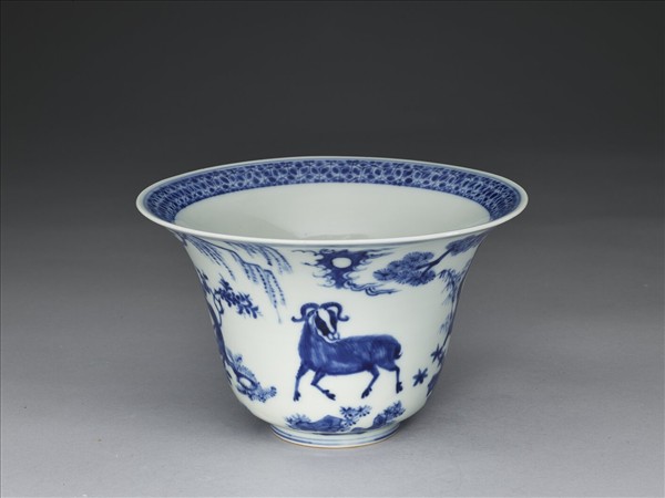 青花三羊開泰圖仰鐘式碗