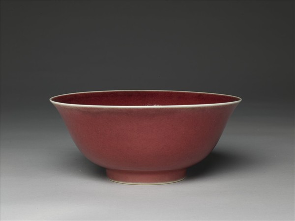 紅釉碗