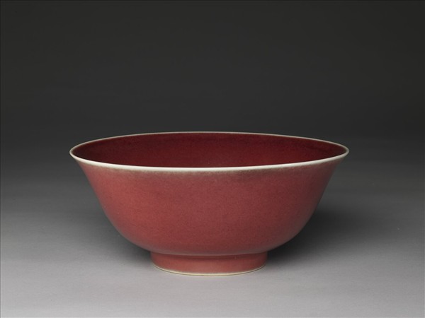紅釉碗