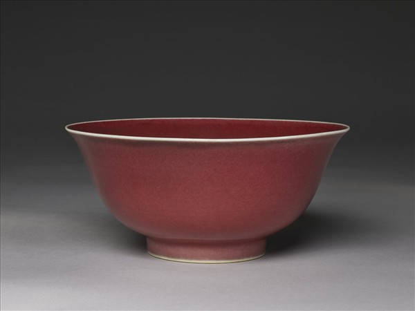 紅釉碗