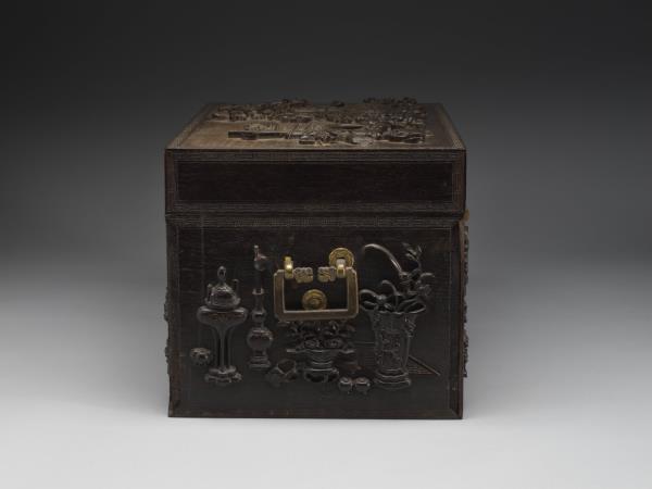 紫檀博古圖長方匣