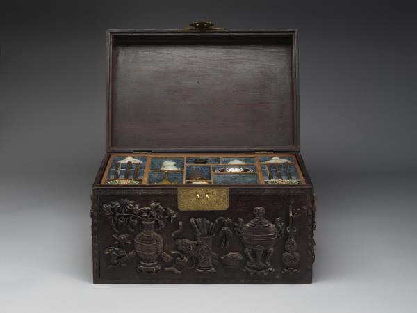 紫檀博古圖長方匣