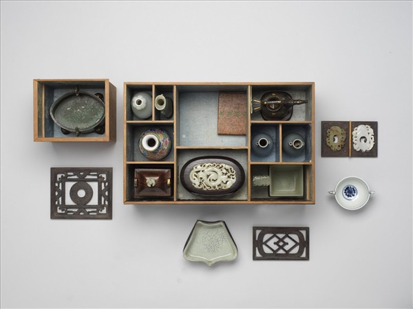 紫檀嵌彩瓷博古圖櫃