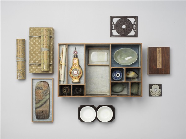 紫檀嵌彩瓷博古圖櫃