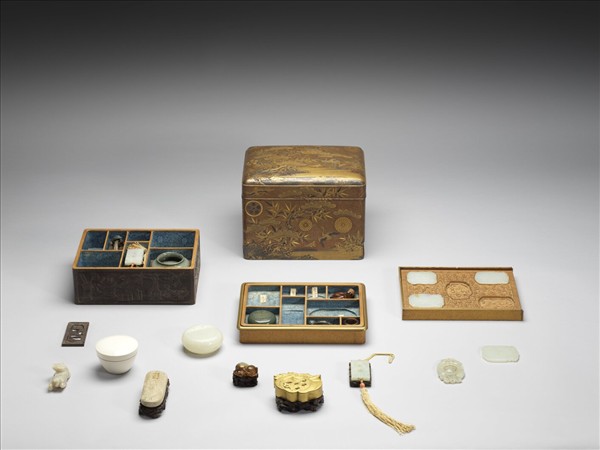 松竹龜鶴蒔繪箱