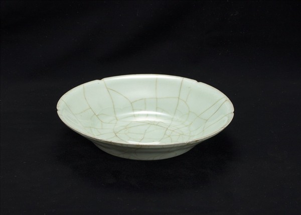 官窯 青瓷葵口盤