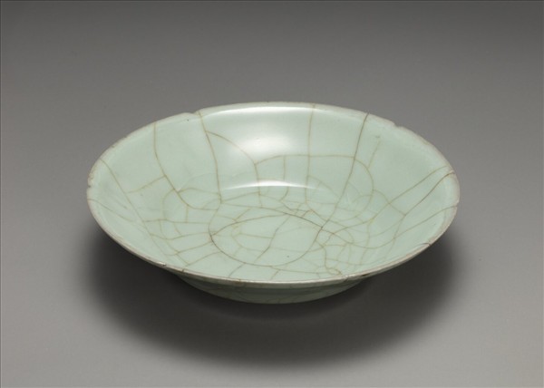 官窯 青瓷葵口盤