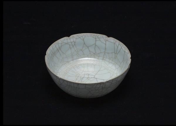 官窯 青瓷葵口洗