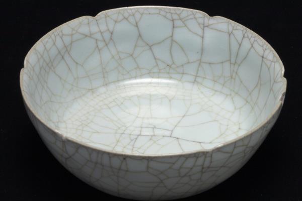 官窯 青瓷葵口洗