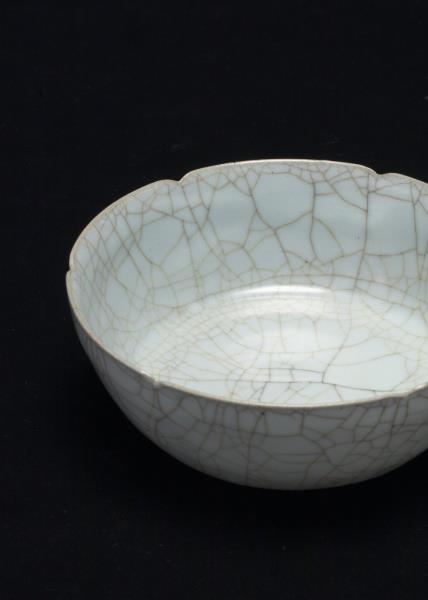 官窯 青瓷葵口洗